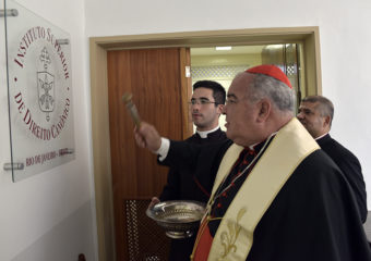 Cardeal Tempesta benze e inaugura nova sede do Pontifício Instituto Superior de Direito Canônico